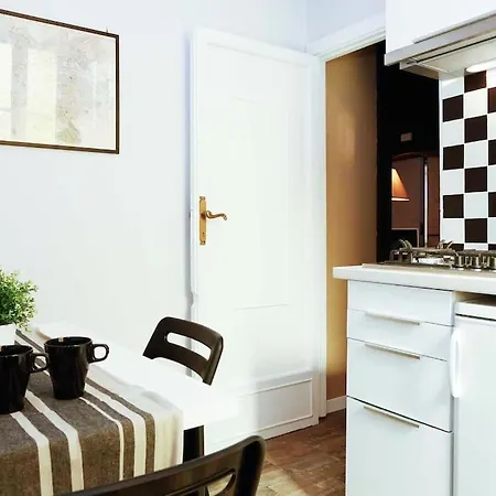 With Terrace By The Amazing Pantheon Appartamento *