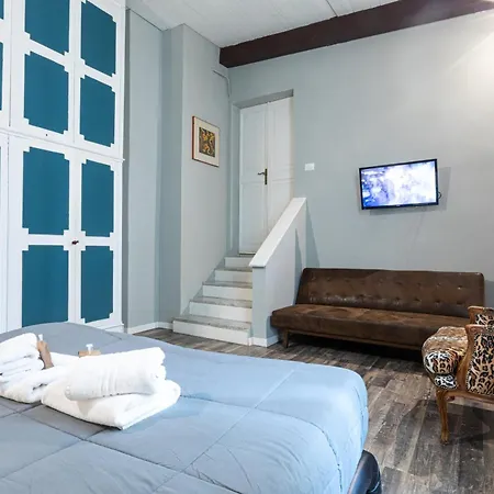 With Terrace By The Amazing Pantheon Roma