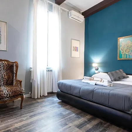 With Terrace By The Amazing Pantheon Appartamento Roma