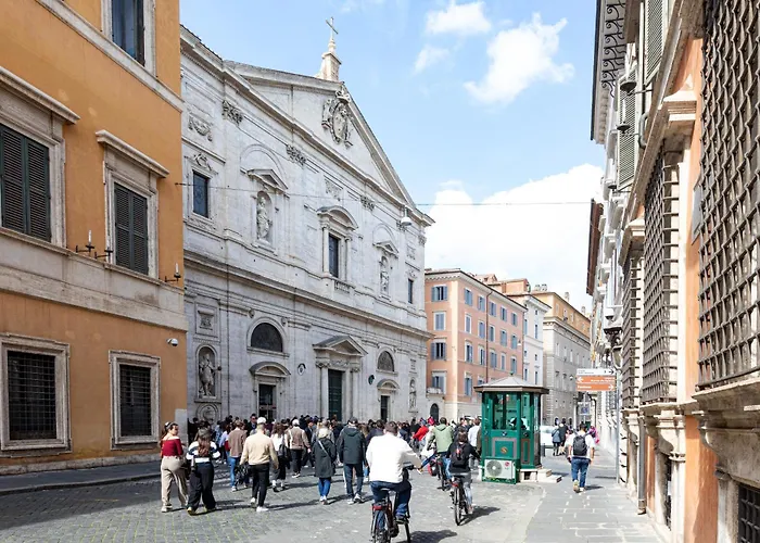 With Terrace By The Amazing Pantheon Rom
